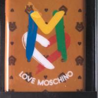 Cover Moschino