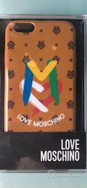 Cover Moschino