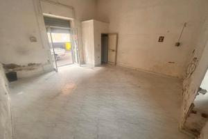 VIA INNAMORATI; Locale Commerciale FL174
