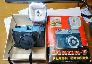 Diana-F Flash Camera
