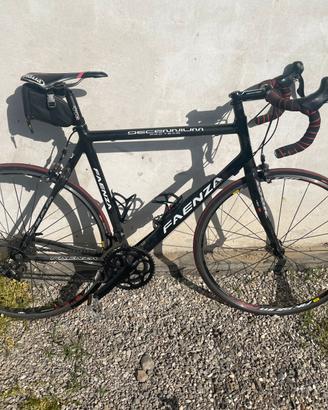 Bici da corsa faenza fibra di carbonio
