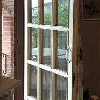 Infissi interni es esterni in  legno con vetro