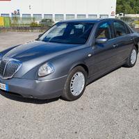 Lancia Thesis 2.4 JTD 20v automatica