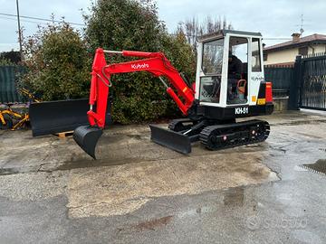 E278 MINI ESCAVATORE KUBOTA 22 Q