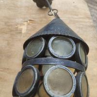 lampada antica in ferro battuto e vetro