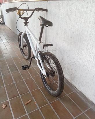 Bicicletta BMX