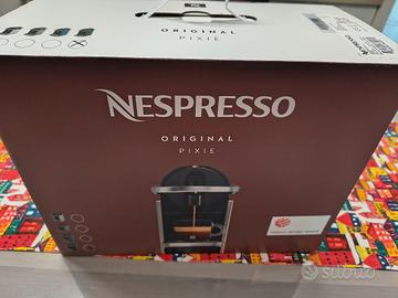 macchina caffè Pixie Nespresso 