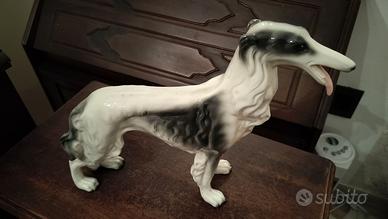 statuetta di cane in ceramica dell'artista Gennai