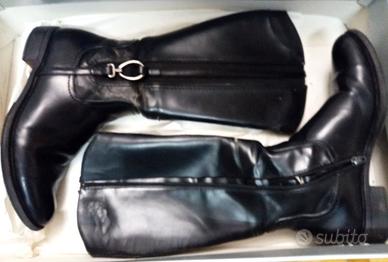 STIVALI NERI DONNA USATI TAGLIA 36