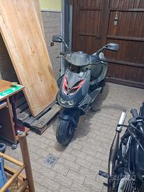 smembro aprilia sr
