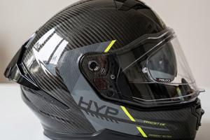 Casco HYP carbonio