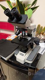 Microscopio Motic B1 series binoculare