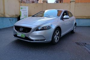 VOLVO V40 D2 1.6 Summum