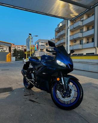 yamaha r3 full akrapovic