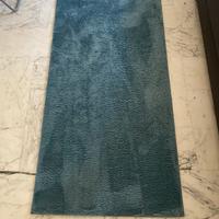 Tappeto azzurro soffice