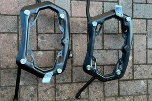 Attacchi valigie rapidi Sw motech africa twin 1100