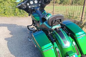 STREET GLIDE