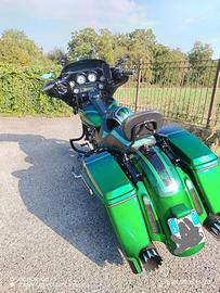 STREET GLIDE