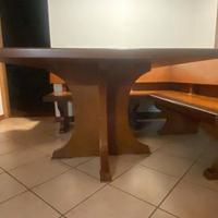Tavolo da pranzo in legno massiccio