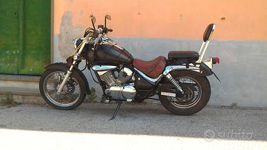 Suzuki VL Intruder 250 - 2000