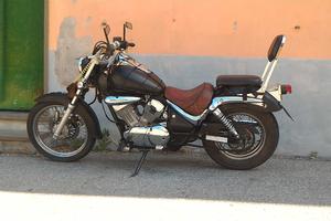 Suzuki VL Intruder 250 - 2000