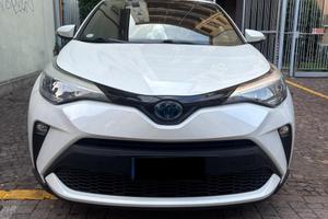 Toyota C-HR 2.0 Hybrid 184 CV – 2021