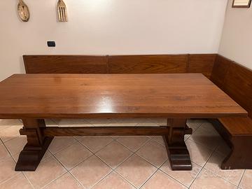Tavola e panche in rovere