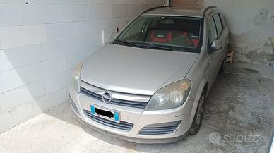 Opel Astra SW