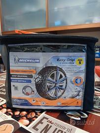 Kit sicurezza auto: catene neve + kit completo