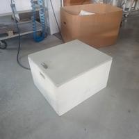 cassa in legno capiente e robusta 