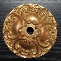 Antico rosone da lampadario