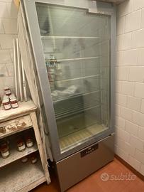 Vetrina torte Sagi – 18°C usata
