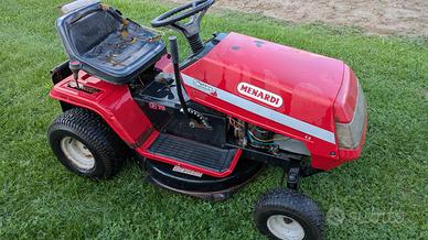 Trattorino rasaerba Briggs&Stratton 