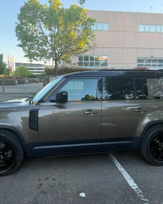 LAND ROVER Defender 110 2.0 SD4 240CV AWD Auto S