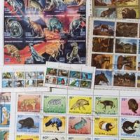 lotto 700 foglietti francobolli diversi differenti