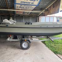 Barca trimarano sipla