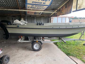 Barca trimarano sipla