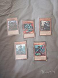 5 carte di Yu-Gi-Oh 