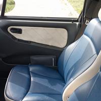 auto con patentino tenuta bene 