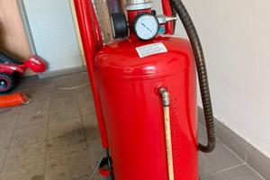Bombola aspira olio motore