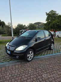 MERCEDES CLASSE A W169 2010 BENZINA - GPL