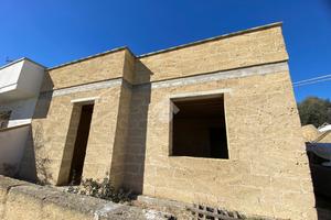 CASA INDIPENDENTE A ALLISTE