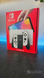 Nintendo Switch OLED con giochi 