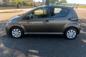 Toyota Aygo 1.0 12V VVT-i 5 porte Active Connect