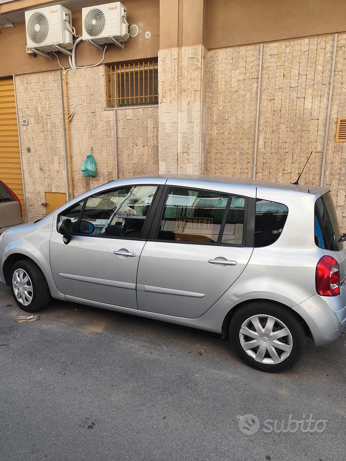 RENAULT MODUS 2ª SERIE GRAND MODUS 1.2 16V TCE LIV