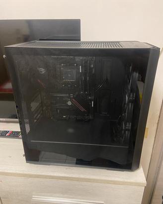 PC da gaming mancante di CPU e GPU