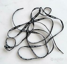 Lacci / Laces Supreme Neri con Logo Bianco