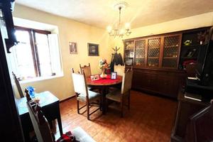 Casa indipendente di 105 m² con 4 locali e box aut