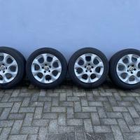 Cerchi in lega 16" Alfa Romeo 159 7Jx16H2-34