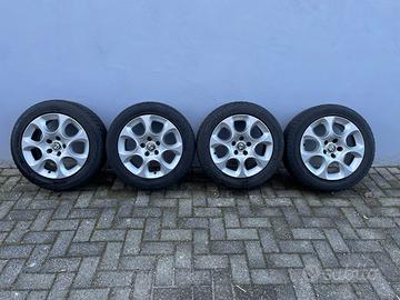 Cerchi in lega 16" Alfa Romeo 159 7Jx16H2-34